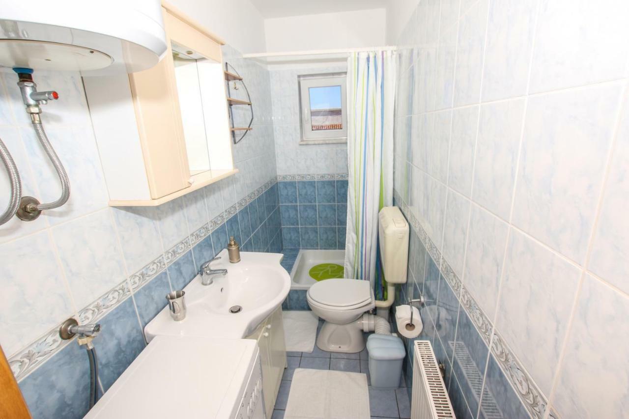 Apartmani Ljubica Porec Exterior photo