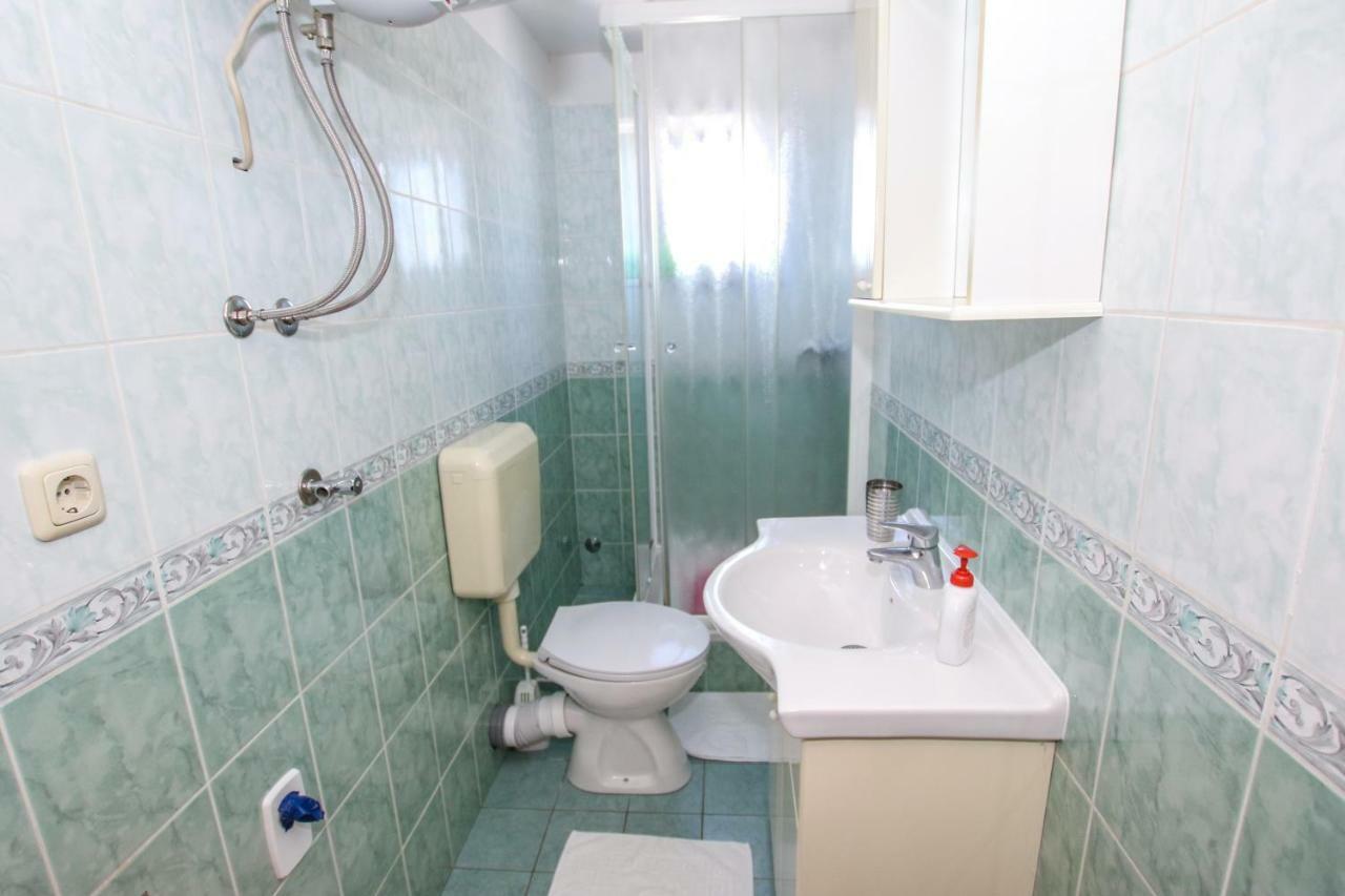 Apartmani Ljubica Porec Exterior photo