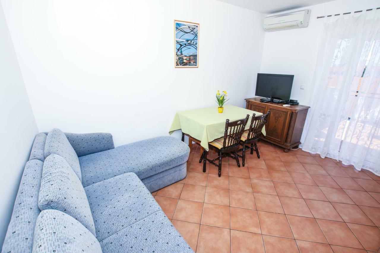 Apartmani Ljubica Porec Exterior photo